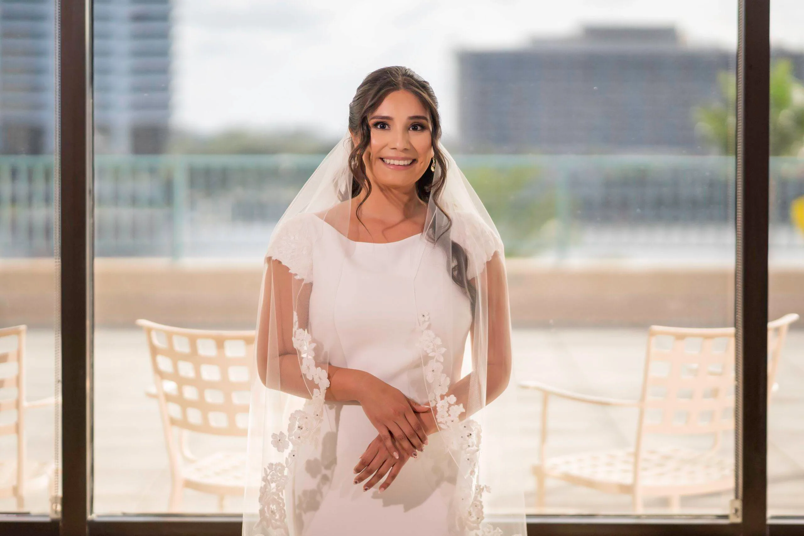 Comprehensive Guide To Wedding Photography Lighting Gear