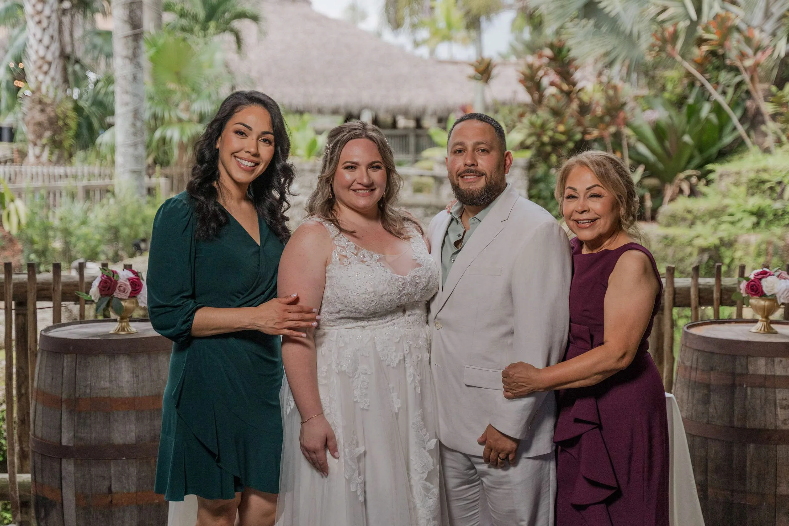 Best Family Portrait Poses For Natural, Timeless Photos (Family & Portrait)