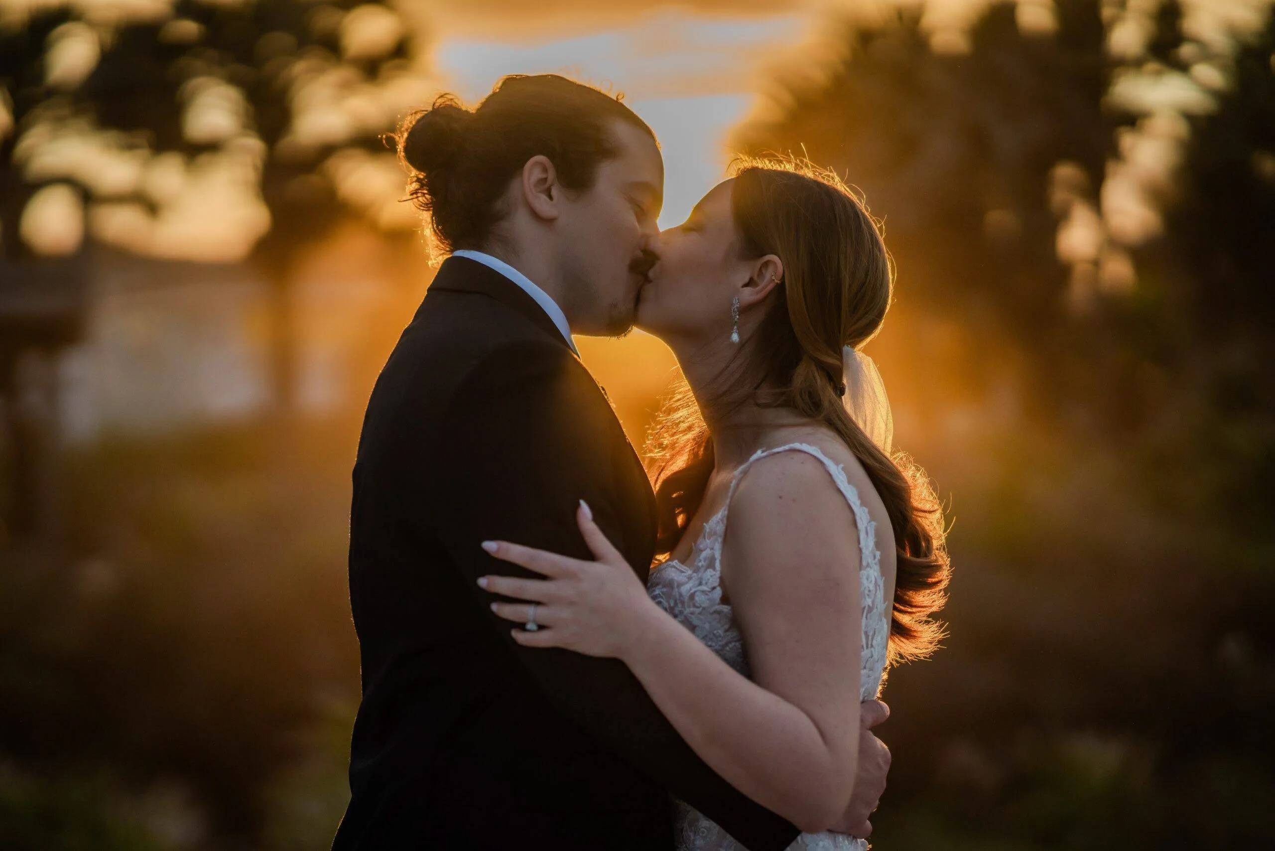 Cinematic Wedding Photography: Stunning Photos & Videography