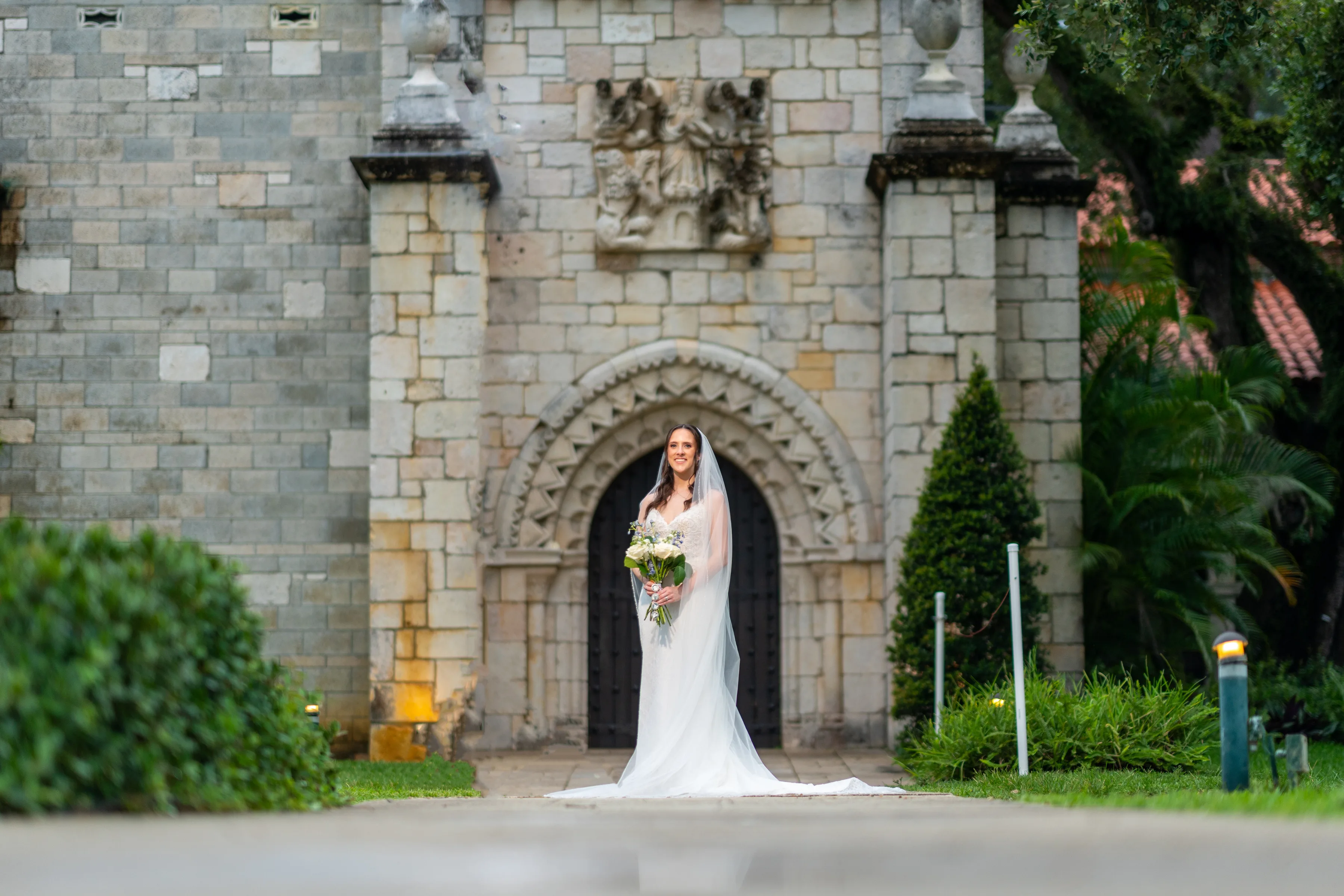 Traditional Wedding Photography In Miami: Capturing Timeless Elegance (Wedding Tips)