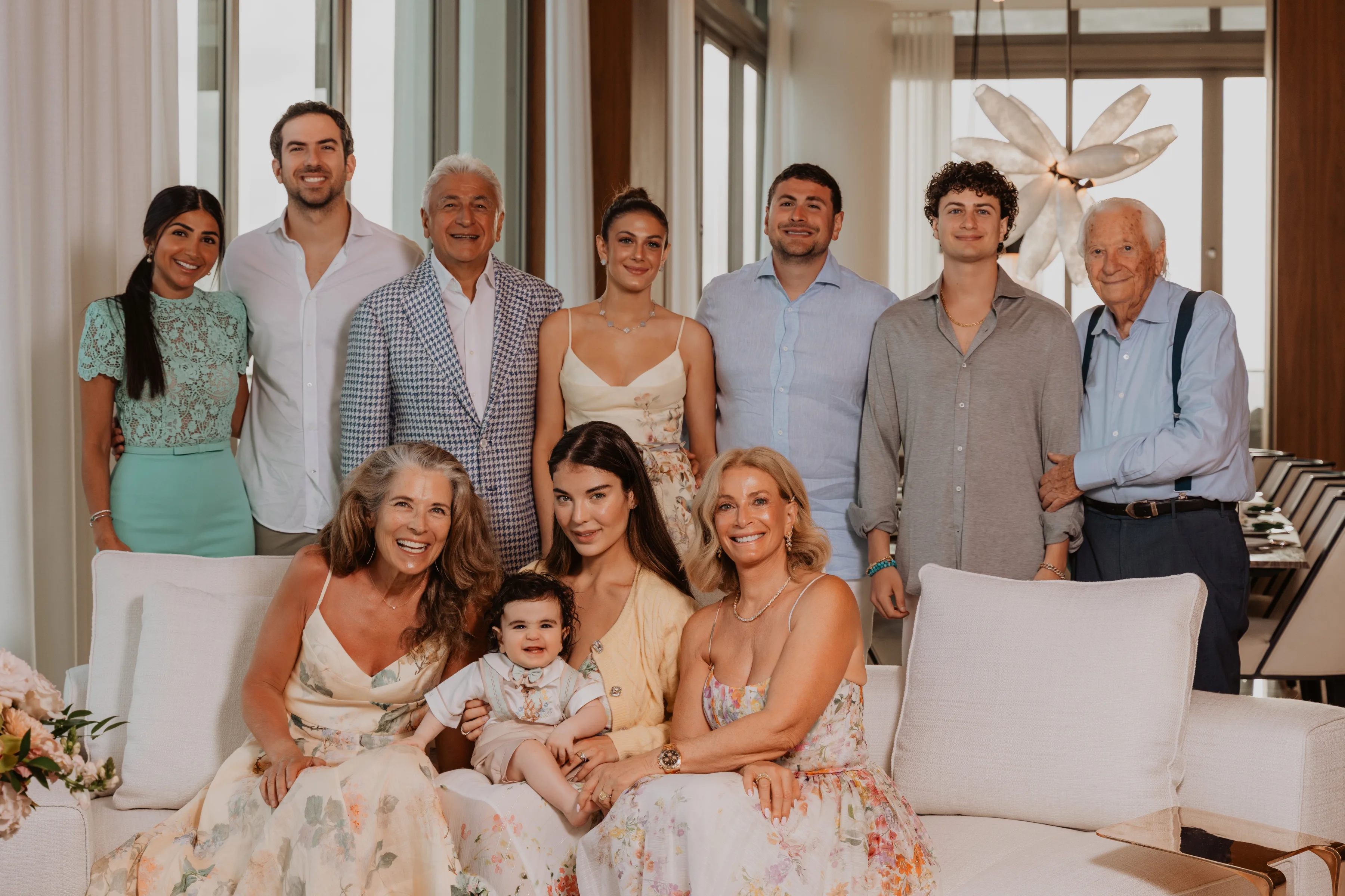 10 Creative Family Photo Location Ideas For 2026 (Family & Portrait)