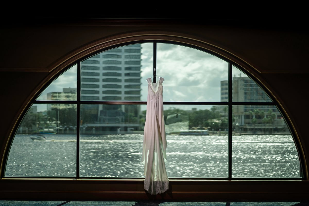 Astrid & Alfredo wedding photo 8