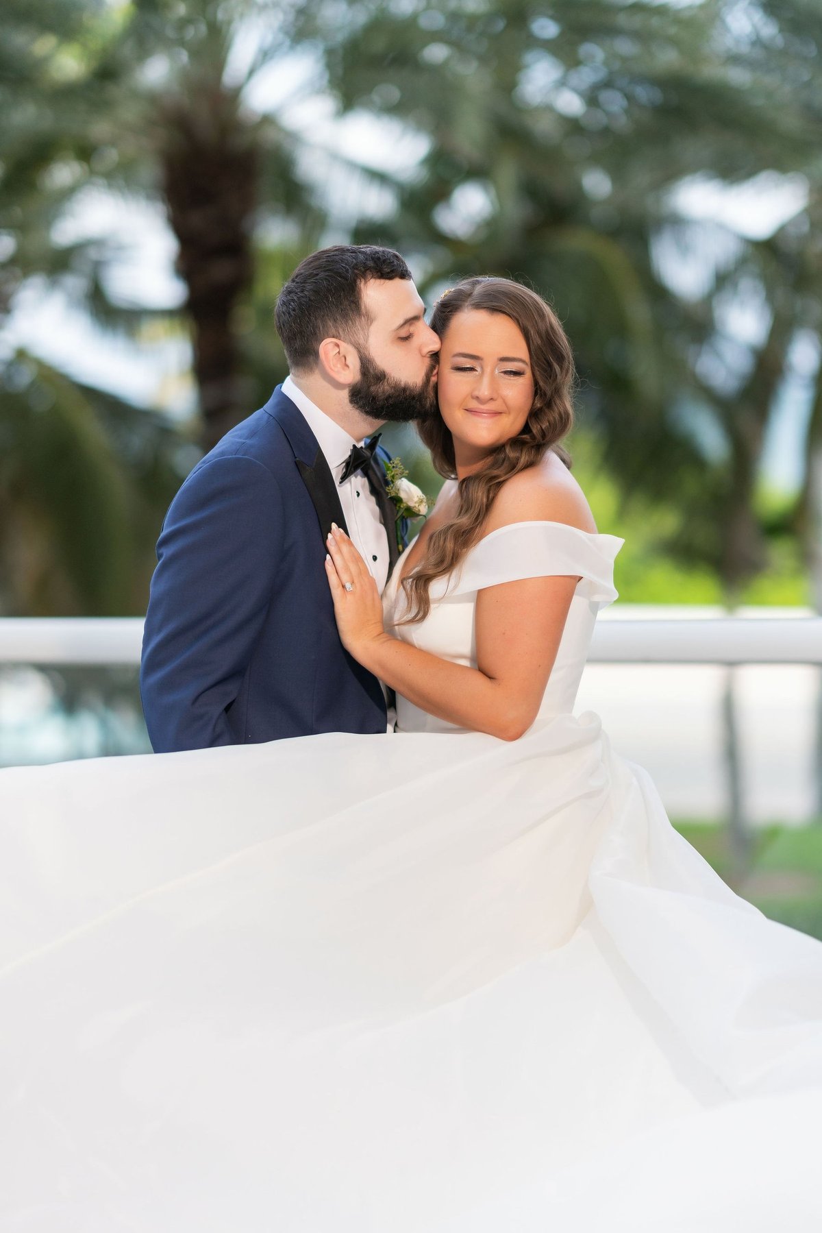 Erica & Tom wedding photo 26 at Sonesta Fort Lauderdale Beach